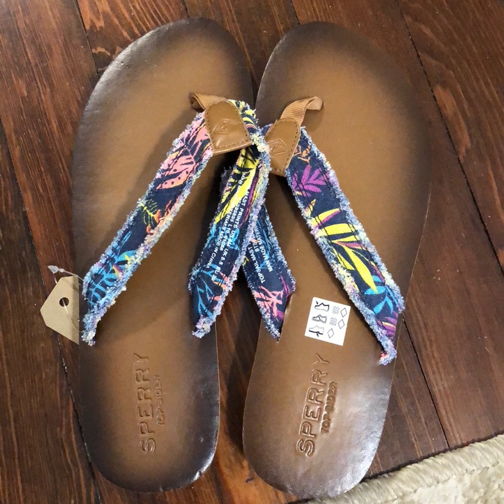 NWT Sperry Topslider Flip Flop